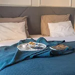 Luxury Seaview Apartment